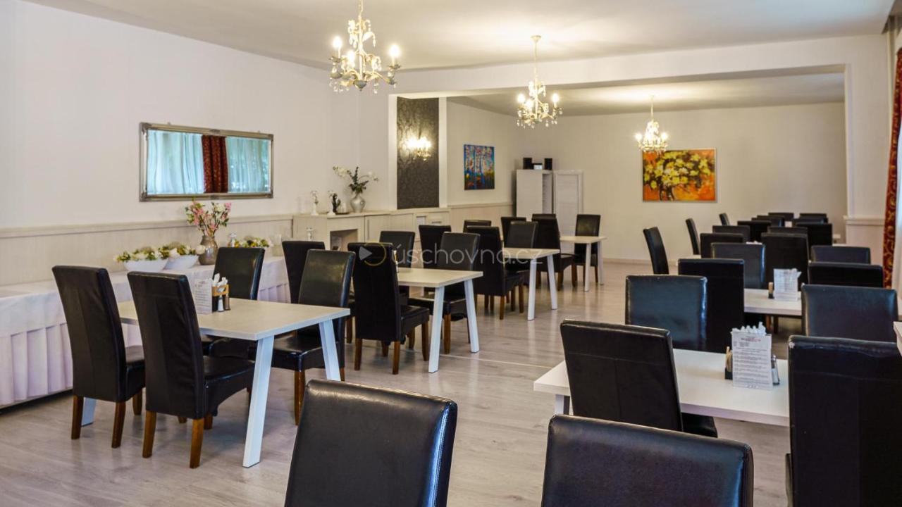Hotel Garni Považská Bystrica Kültér fotó