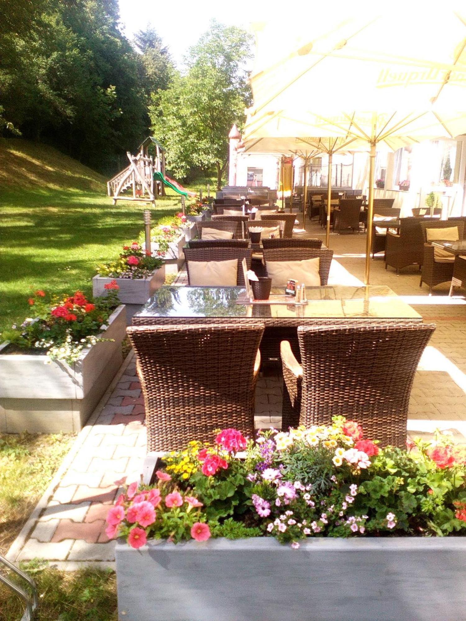 Hotel Garni Považská Bystrica Kültér fotó
